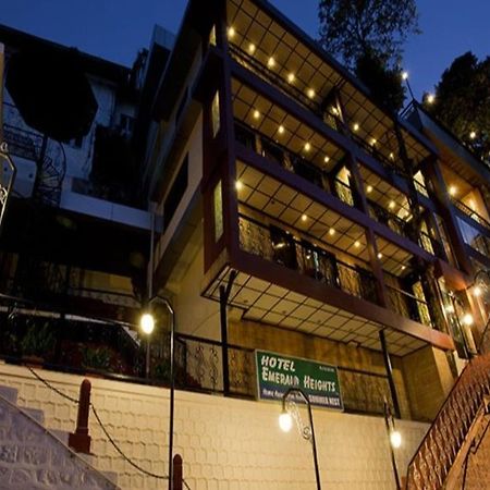Hotel Emerald Heights Masuri Exterior foto